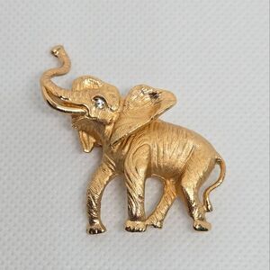 Napier BOOK PIECE Vintage Lucky Elephant Gold Brooch Pin Estate 1960s 1970s VTG